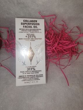 Charlotte Tilbury Collagen Superfusion Facial Oil - White & Pink